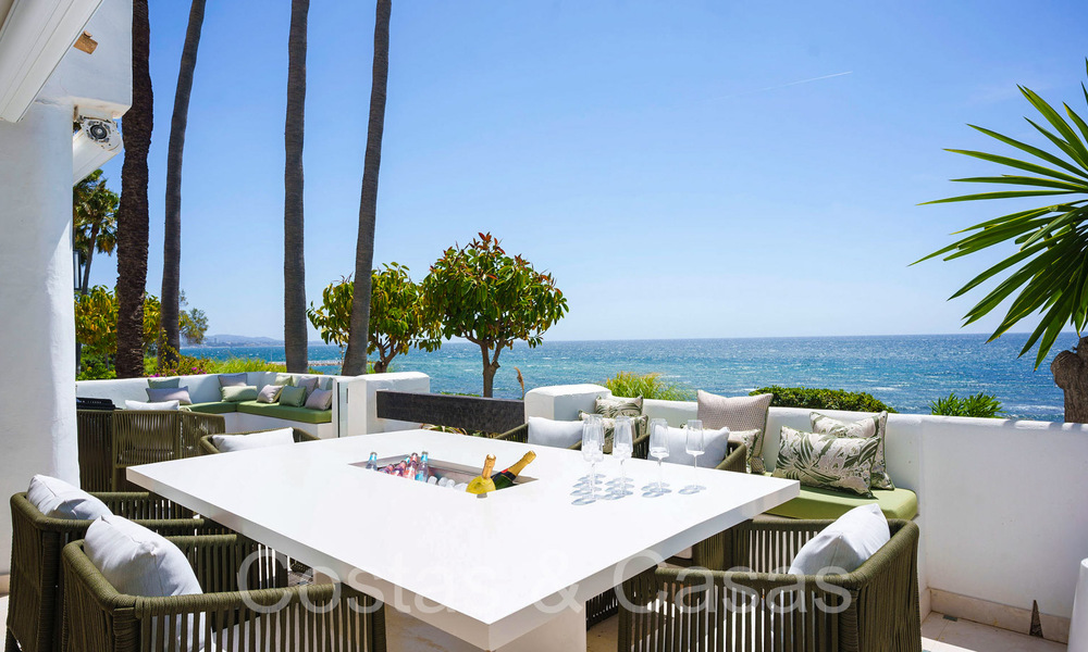 Apartamento boutique frente al mar en venta en Puente Romano, en la Milla de Oro de Marbella 68064