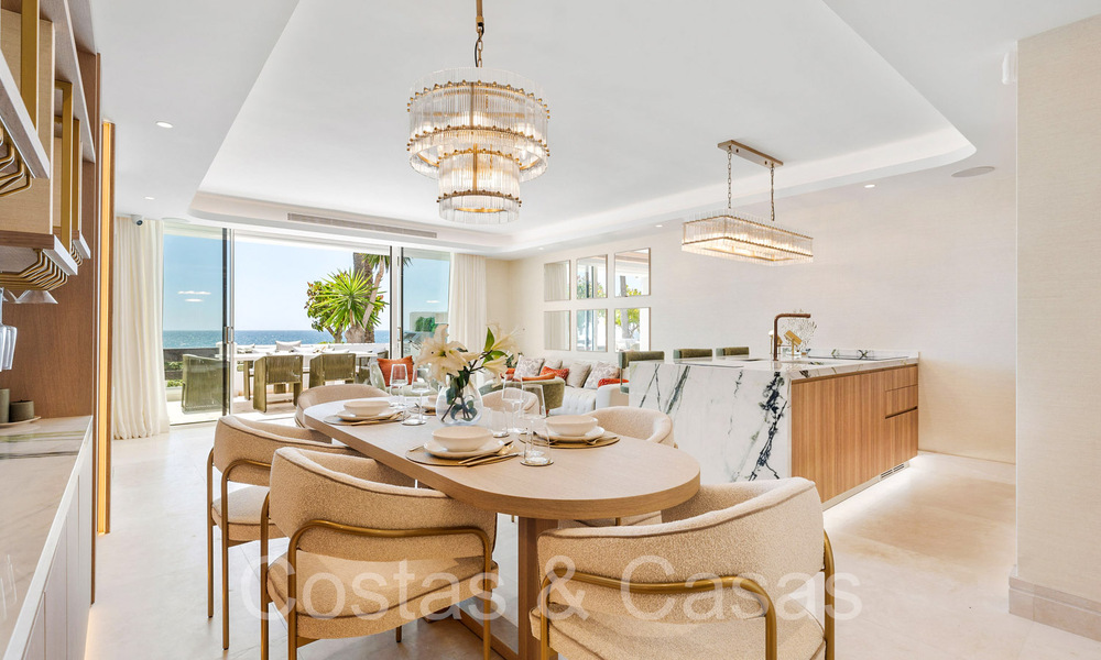 Apartamento boutique frente al mar en venta en Puente Romano, en la Milla de Oro de Marbella 68069