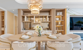 Apartamento boutique frente al mar en venta en Puente Romano, en la Milla de Oro de Marbella 68070 
