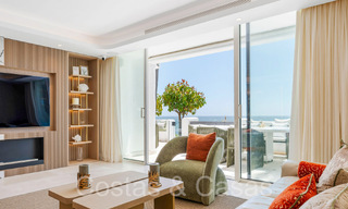 Apartamento boutique frente al mar en venta en Puente Romano, en la Milla de Oro de Marbella 68072 