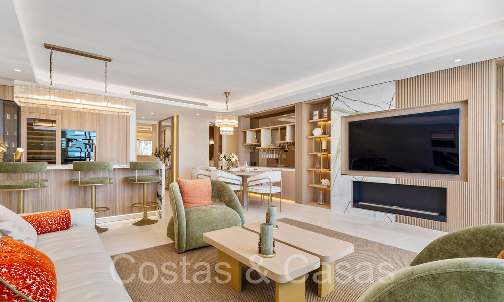 Apartamento boutique frente al mar en venta en Puente Romano, en la Milla de Oro de Marbella 68074