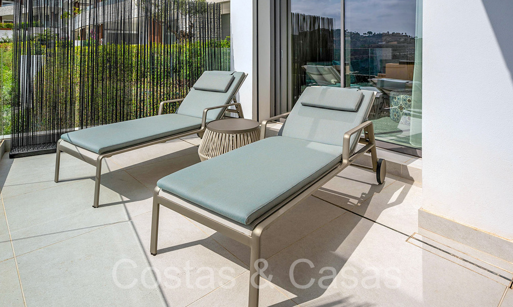 Listo para entrar a vivir, prestigioso apartamento con vistas panorámicas al mar en venta en Marbella - Benahavis 68592