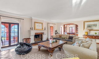 Majestuosa villa andaluza de lujo en venta rodeada de naturaleza en El Madroñal, Benahavis - Marbella 68503 
