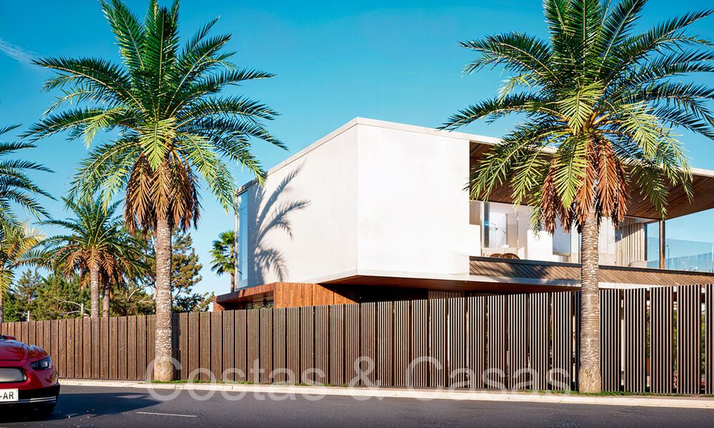 Villas modernas de nueva construcción en venta a poca distancia de una hermosa casa club de golf en la Nueva Milla de Oro, entre Marbella y Estepona 68544