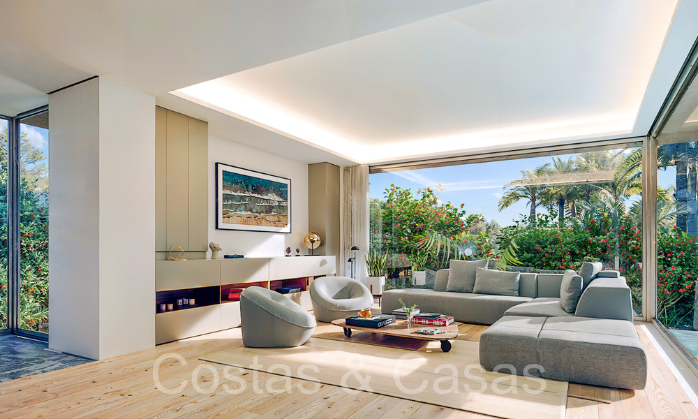 Villas modernas de nueva construcción en venta a poca distancia de una hermosa casa club de golf en la Nueva Milla de Oro, entre Marbella y Estepona 68551