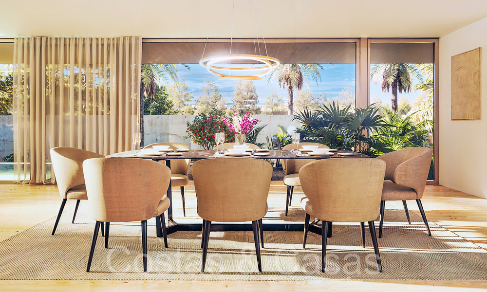 Villas modernas de nueva construcción en venta a poca distancia de una hermosa casa club de golf en la Nueva Milla de Oro, entre Marbella y Estepona 68572