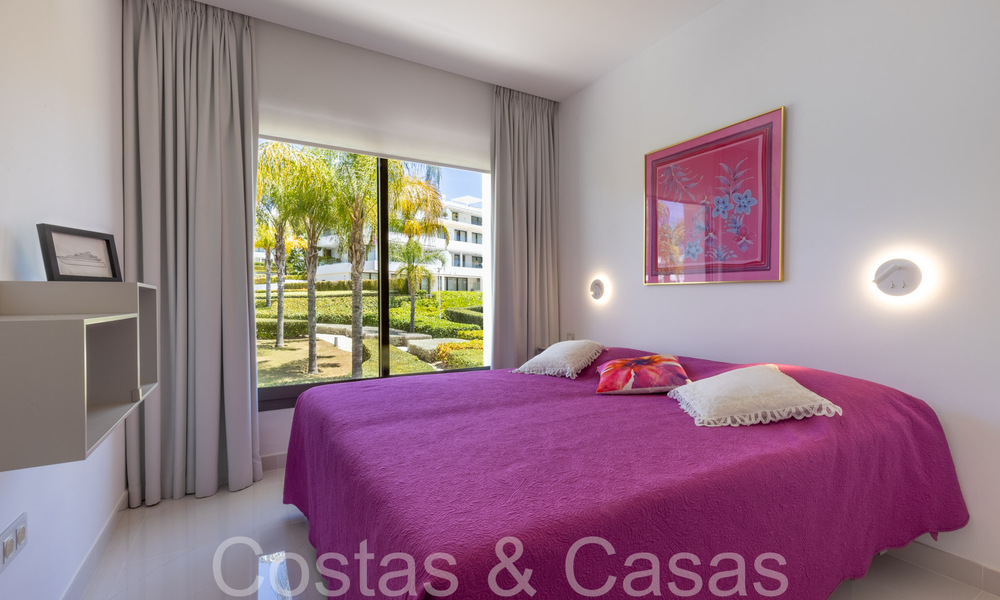 Apartamento de diseño moderno, listo para entrar a vivir, en venta cerca del campo de golf en el triángulo dorado de Marbella - Benahavis - Estepona 68794