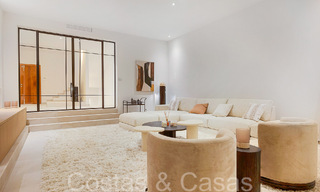 Hermosa villa renovada en estilo mediterráneo contemporáneo en venta, junto al campo de golf en Benahavis - Marbella 69130 