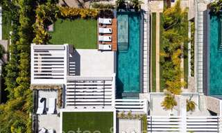 Obra maestra arquitectónica en venta, a poca distancia de Puerto Banús y la playa en Nueva Andalucía, Marbella 69418 