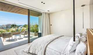 Obra maestra arquitectónica en venta, a poca distancia de Puerto Banús y la playa en Nueva Andalucía, Marbella 69434 