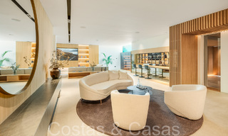 Obra maestra arquitectónica en venta, a poca distancia de Puerto Banús y la playa en Nueva Andalucía, Marbella 69438 