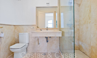 Encantadora casa adosada en venta en una urbanización cerrada en las colinas de Marbella - Benahavis 69485 