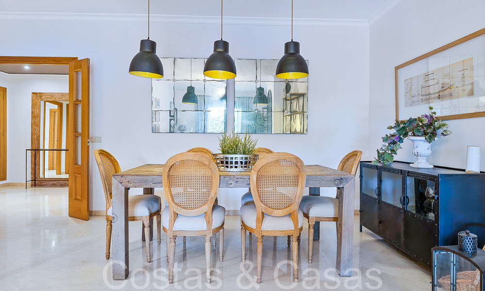 Amplia apartamento de 3 dormitorios en venta a poca distancia de la playa y del centro en San Pedro, Marbella 69548