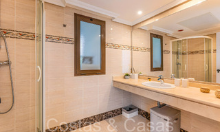 Ático de lujo listo para entrar a vivir con magníficas vistas al campo de golf y al mar Mediterráneo en venta en Benahavis - Marbella 69614 