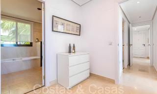 Ático de lujo listo para entrar a vivir con magníficas vistas al campo de golf y al mar Mediterráneo en venta en Benahavis - Marbella 69633 