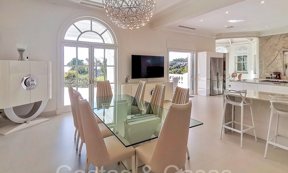 Villa clásica mediterránea con impresionantes vistas al mar en venta, en el exclusivo complejo La Zagaleta en Benahavis - Marbella 69744