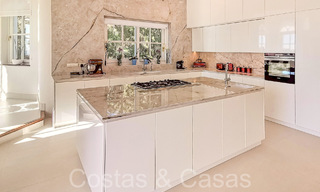Villa clásica mediterránea con impresionantes vistas al mar en venta, en el exclusivo complejo La Zagaleta en Benahavis - Marbella 69746 