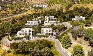 7 villas avanzadas de nueva construcción con vistas panorámicas al mar en venta en las colinas de Mijas Pueblo, Costa del Sol 787740 