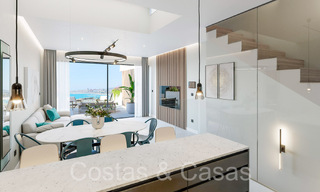 Modernas casas adosadas de 3 dormitorios con jardín privado en venta en Fuengirola, Costa del Sol 70170 