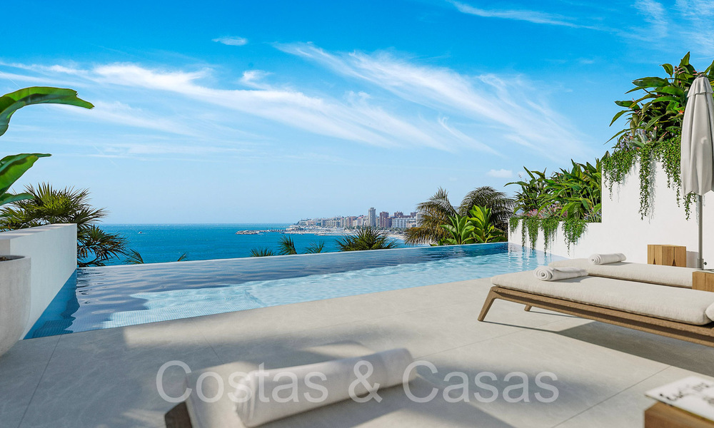 Modernas casas adosadas de 3 dormitorios con jardín privado en venta en Fuengirola, Costa del Sol 70177