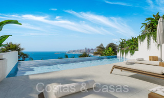 Modernas casas adosadas de 3 dormitorios con jardín privado en venta en Fuengirola, Costa del Sol 70177 