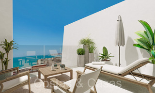 Modernas casas adosadas de 3 dormitorios con jardín privado en venta en Fuengirola, Costa del Sol 70180 