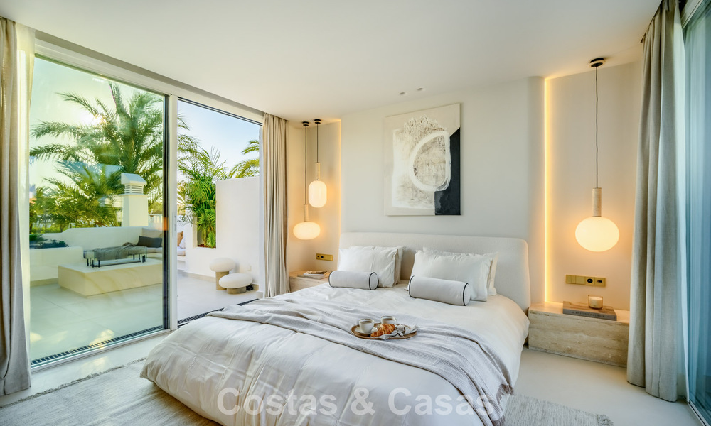 Ático de lujo en venta en un complejo de playa de alta calidad a poca distancia del centro de Estepona 774273