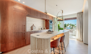 Ático de lujo en venta en un complejo de playa de alta calidad a poca distancia del centro de Estepona 774302 