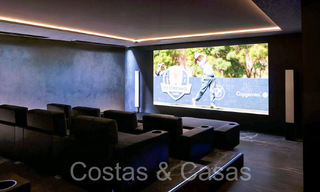 Nueva promoción de casas adosadas en venta junto al campo de golf en Estepona 70558 