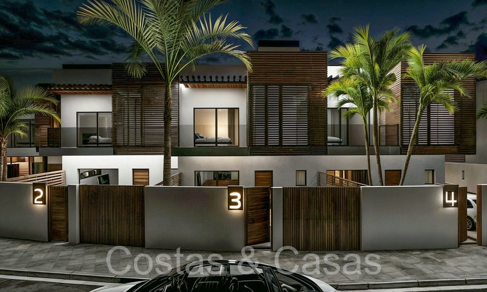 Nueva promoción de casas adosadas en venta junto al campo de golf en Estepona 70566