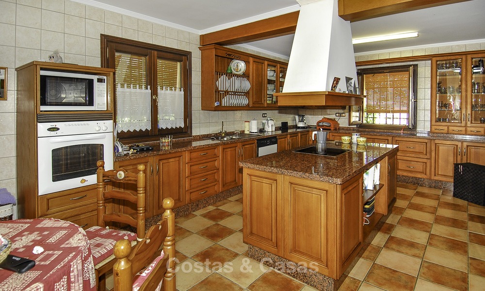 Villa de lujo a la venta en resort de golf, Marbella - Benahavis 14081