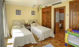 Villa de lujo a la venta en resort de golf, Marbella - Benahavis 14085 