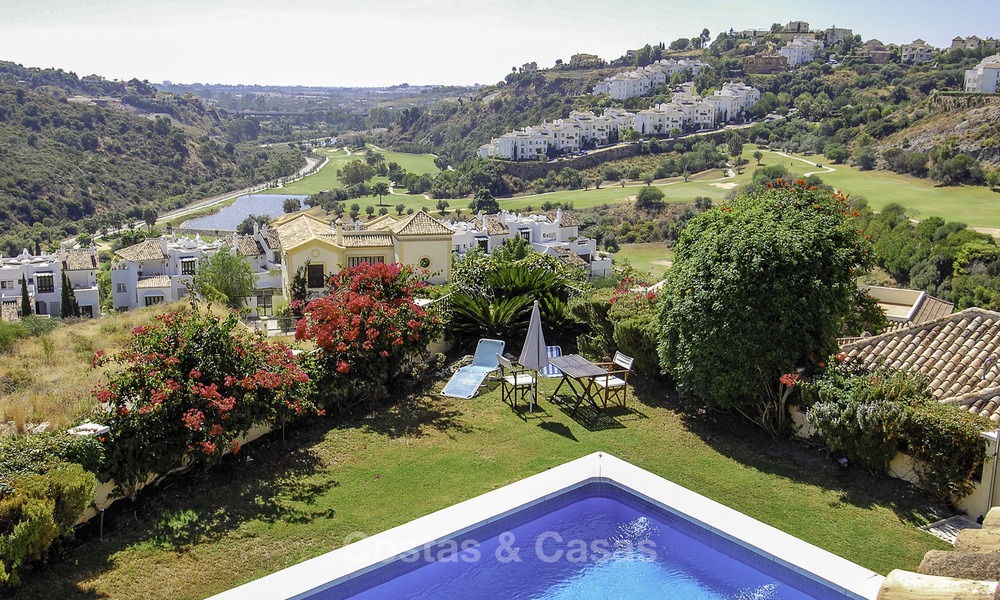 Villa de lujo a la venta en resort de golf, Marbella - Benahavis 14090