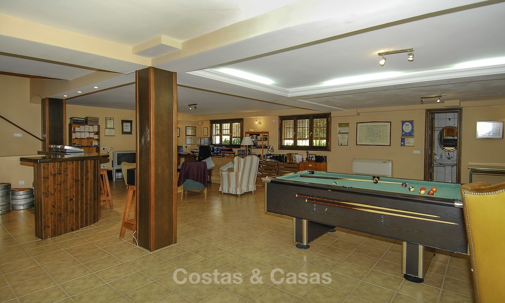 Villa de lujo a la venta en resort de golf, Marbella - Benahavis 14096