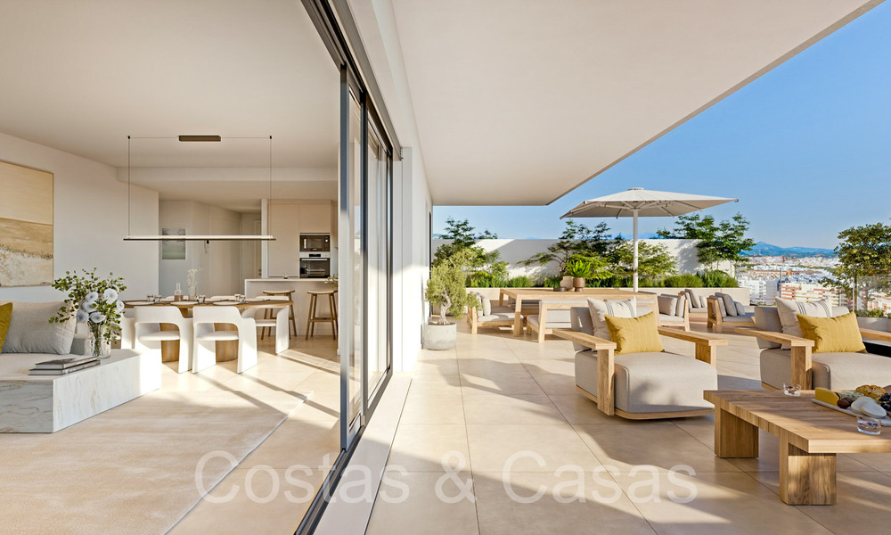 Apartamentos elegantes en venta, a poca distancia de la playa y de los servicios del centro de Estepona 70900