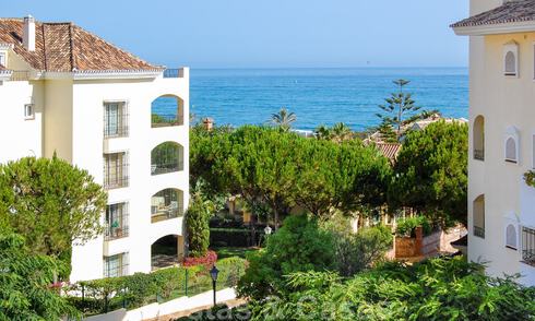 Apartamentos de lujo cerca de la playa en venta, Elviria, Marbella Este 31035