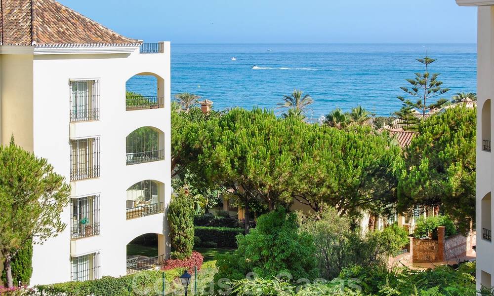 Apartamentos de lujo cerca de la playa en venta, Elviria, Marbella Este 31036