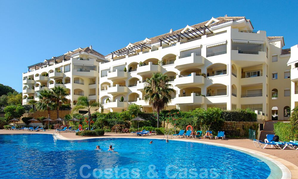 Apartamentos de lujo cerca de la playa en venta, Elviria, Marbella Este 31044