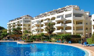 Apartamentos de lujo cerca de la playa en venta, Elviria, Marbella Este 31044 