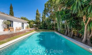 Encantadora villa de lujo de una sola planta en venta en una zona prestigiosa, Este de Marbella 73056 