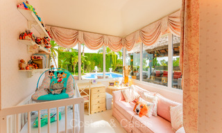 Villa de lujo tradicional española en venta con vistas al mar en una exclusiva comunidad cerrada en La Quinta, Benahavis - Marbella 73442 