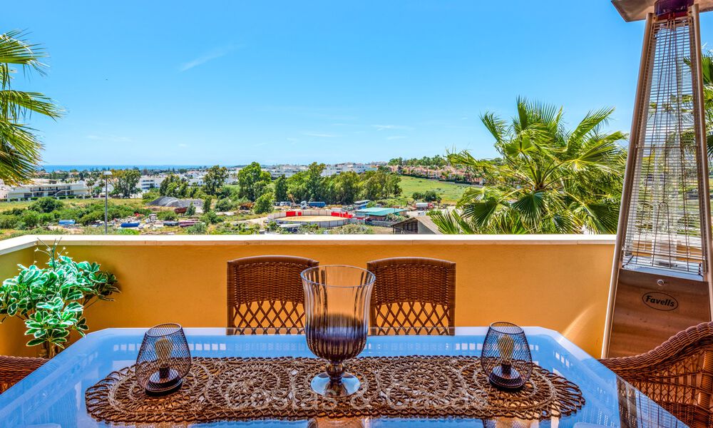 Apartamento de 3 dormitorios en venta a poca distancia de Puerto Banús y la playa en Nueva Andalucía, Marbella 73704