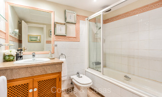 Apartamento de 3 dormitorios en venta a poca distancia de Puerto Banús y la playa en Nueva Andalucía, Marbella 73714 