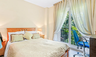 Apartamento de 3 dormitorios en venta a poca distancia de Puerto Banús y la playa en Nueva Andalucía, Marbella 73715 