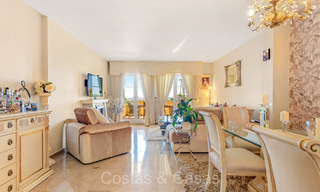 Apartamento de 3 dormitorios en venta a poca distancia de Puerto Banús y la playa en Nueva Andalucía, Marbella 73718 