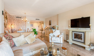 Apartamento de 3 dormitorios en venta a poca distancia de Puerto Banús y la playa en Nueva Andalucía, Marbella 73721 