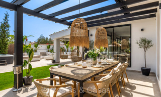 Prestigiosa villa de lujo mediterránea en venta en una urbanización de playa privilegiada en San Pedro, Marbella 74297 