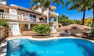 Villa española en venta a poca distancia de todo en Nueva Andalucía, Marbella 74371 