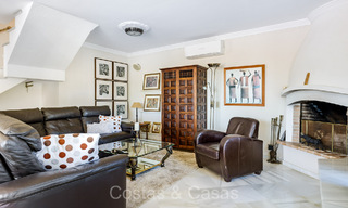 Villa española en venta a poca distancia de todo en Nueva Andalucía, Marbella 74376 