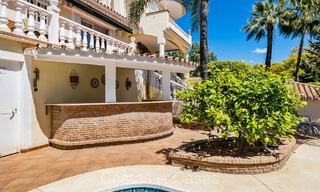 Villa española en venta a poca distancia de todo en Nueva Andalucía, Marbella 74412 